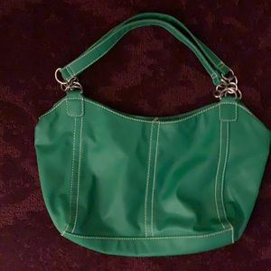 Green Avvon Purse